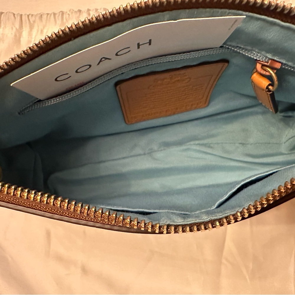 Coach Women's Beige and Blue Plaid Shoulder Bag - Picture 7 of 11